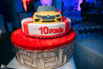 Презентація Нового Volkswagen Arteon та святкування 10-ї річниці оновленого автосалону "КарпатиАвтоцентр"!